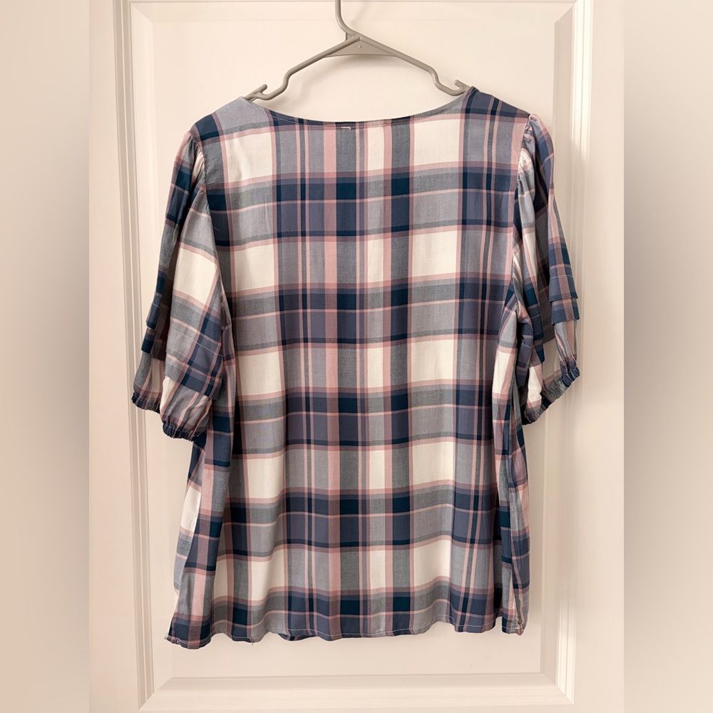 Como Vintage Blue and Pink Plaid Button-Down Shirt - Picture 4 of 8